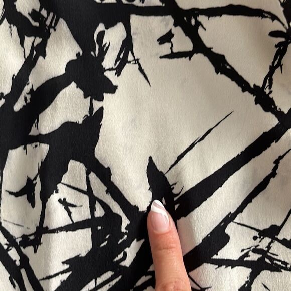 A.L.C Isley dress geo black white v neck back - Picture 3 of 8